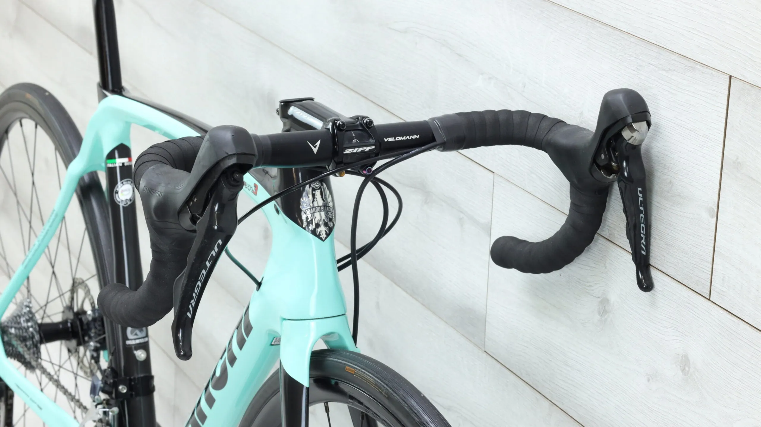 2019 Bianchi Oltre XR3  Road Bike - 55cm