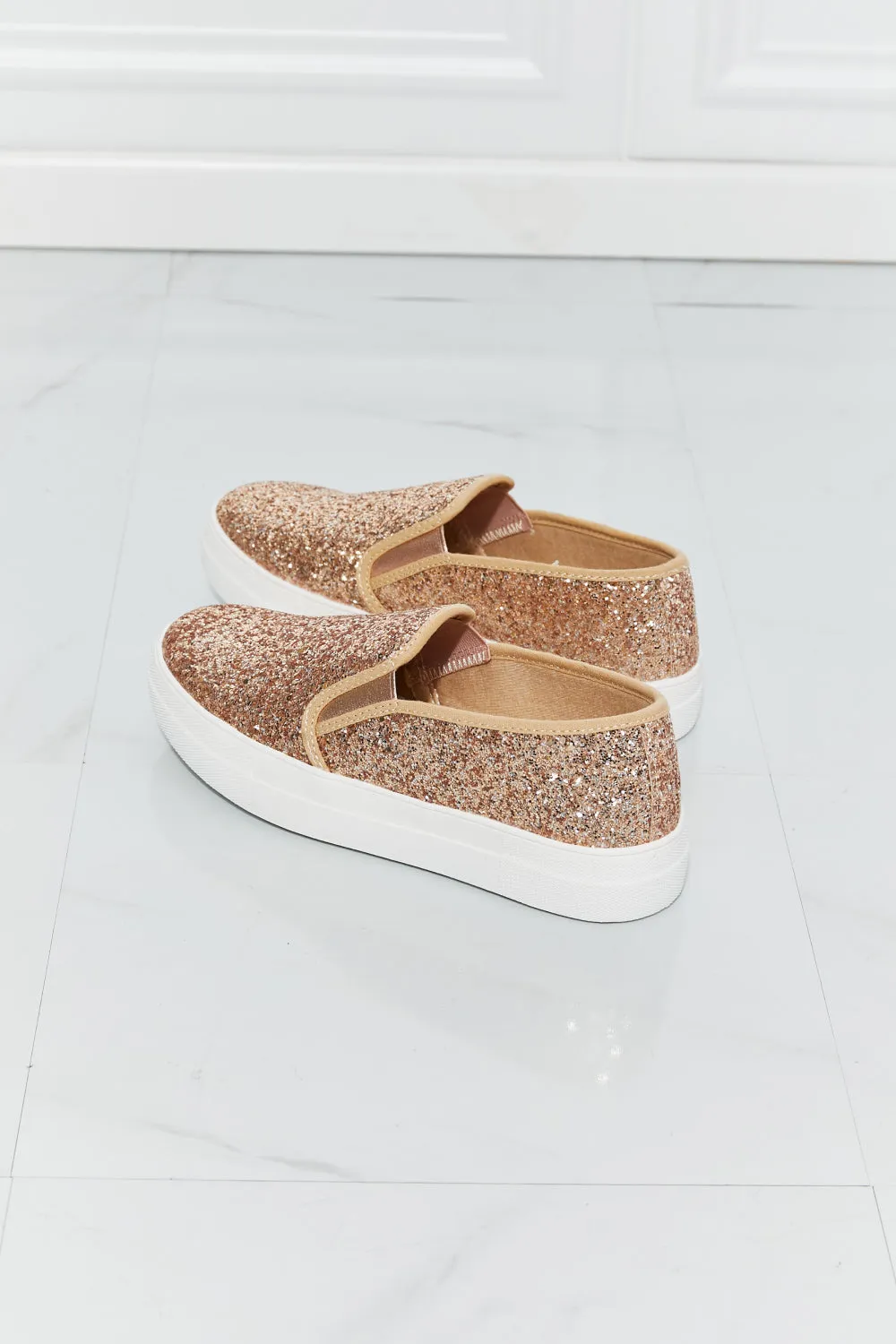 Fortune Dynamic City of Lights Glitter Slip-On Sneaker