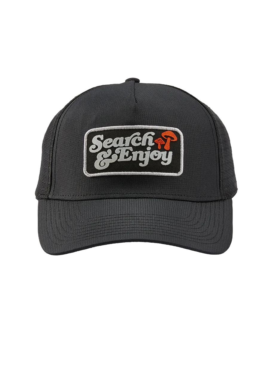 Searchin Trucker - Black / Black